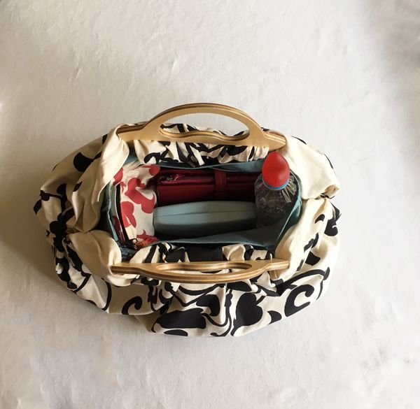 インバッグMサイズ、お財布、ポーチ、めがね、ペットボトル 旧タイプ