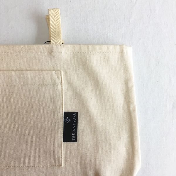 オフホワイト off white